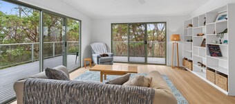 Kareelah. Large beach house with ocean views.