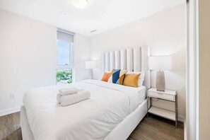 3 chambres, bureau, fer et planche à repasser, Wi-Fi gratuit