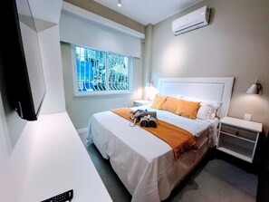 Apartment | Blackout drapes, free WiFi - Leblon- Design e aconchego.  (Rio de Janeiro)