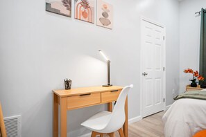 1 chambre, coffres-forts dans les chambres, bureau