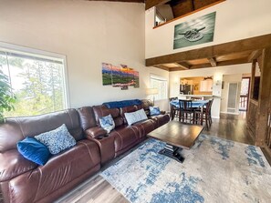 TV, fireplace - Sky-High Tahoe Retreat: 3BR/1.5BA w/ Valley Views Near Ski Slopes & Lake (Stateline)