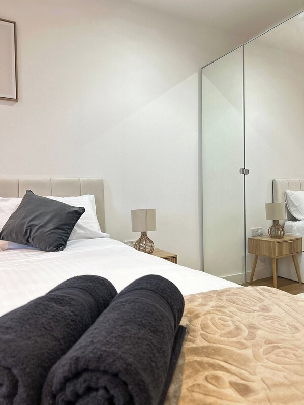 2 Schlafzimmer, Bügeleisen/Bügelbrett, kostenloses WLAN, Bettwäsche