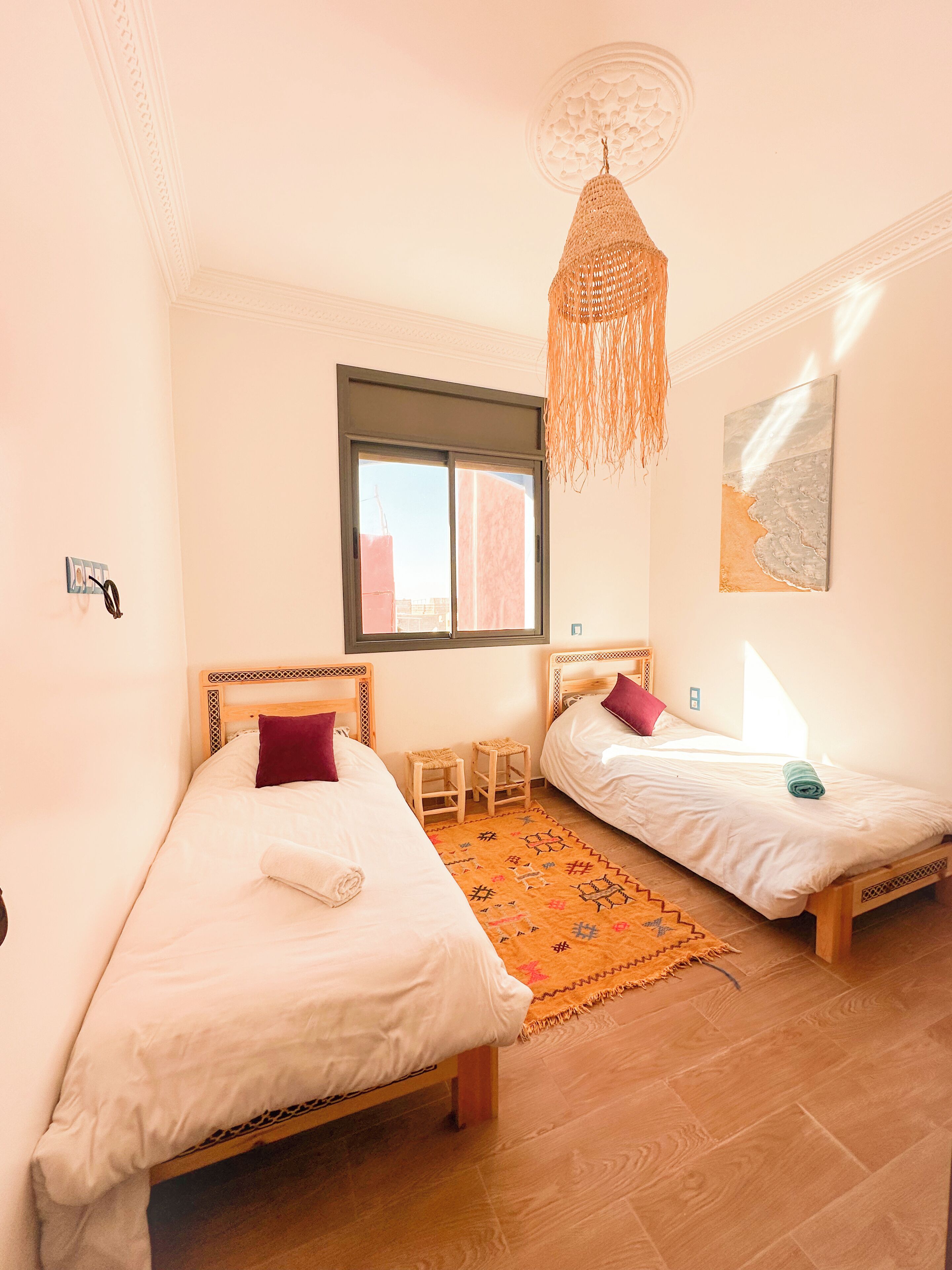 Basic Twin Room | Free WiFi, bed sheets