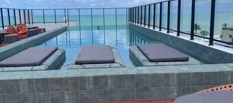 Beachfront apartment in Bessa