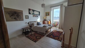 3 camere, ferro/asse da stiro, culla da viaggio, Wi-Fi gratuito