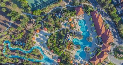 Solterra 5BR Villa - Private Pool & Resort