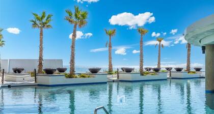 Encantame Soleil studio lock off sleeps 4
