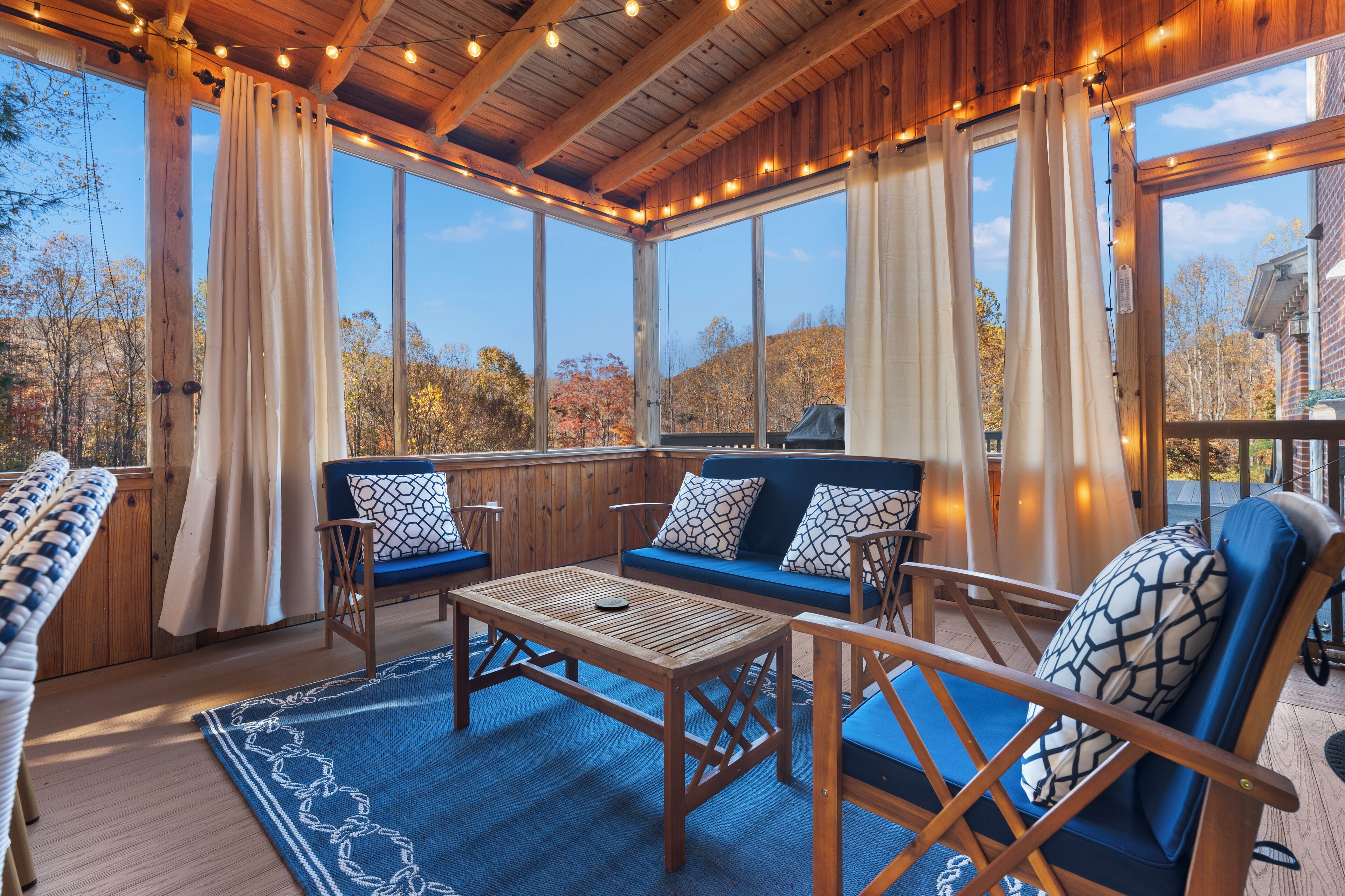 Una Smart TV, libros