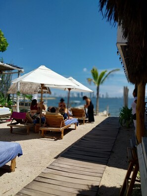 Property grounds - DOUBLE ROOM # 5 - Mira Mira Beach Hotel (cartagena)