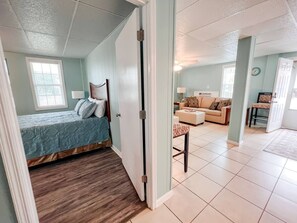 1 habitación, tabla de planchar con plancha, wifi y ropa de cama 