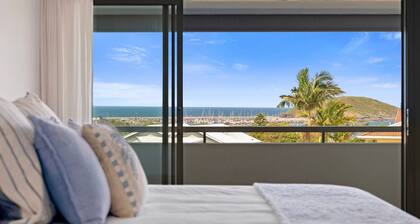 Pacific Piers - Walking distance to Coffs Harbour Jetty