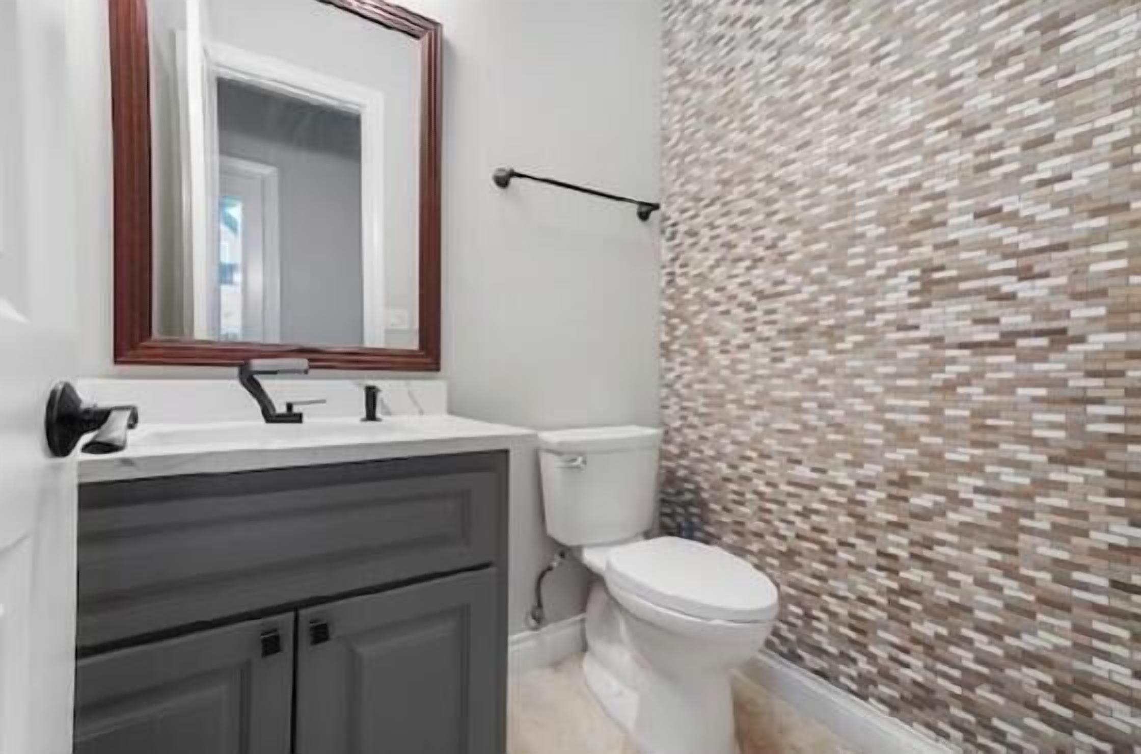 淋浴設備、按摩浴缸、風筒、提供毛巾