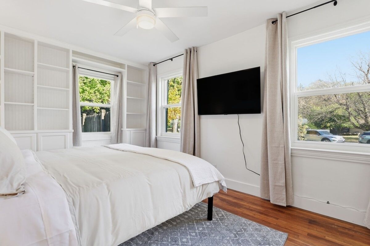 Strykjärn/strykbräda, gratis wi-fi och sängkläder