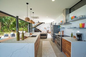 Mikrobølgeovn, ovn, kogeplade, opvaskemaskine