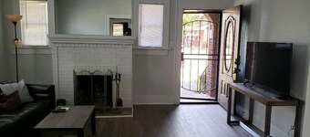 Charming 3-bedroom house conveniently located in the heart of Houston.