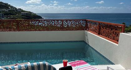 Luxury 2BDR Indigo Bay Beach Condo with Private Pool