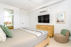 2 bedrooms, iron/ironing board, WiFi (free), bed sheets