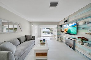 TV connectée, cheminée, imprimantes