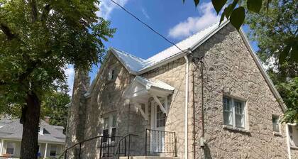 Convenient stone apartment near everything! Month+