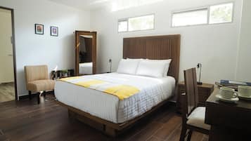 In-room safe, individually decorated, desk, free WiFi