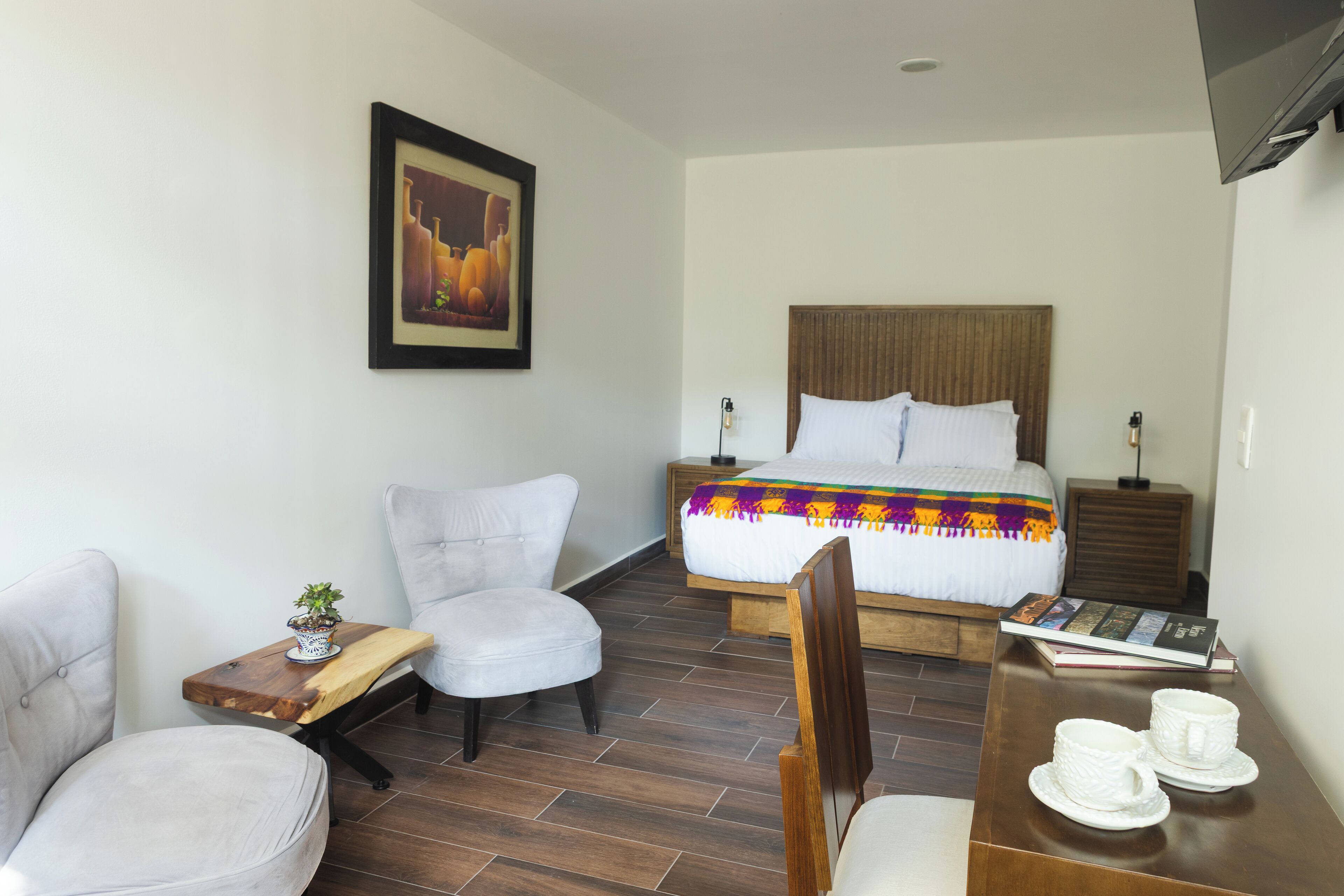 Junior Suite, 1 Queen Bed | In-room safe, individually decorated, desk, free WiFi