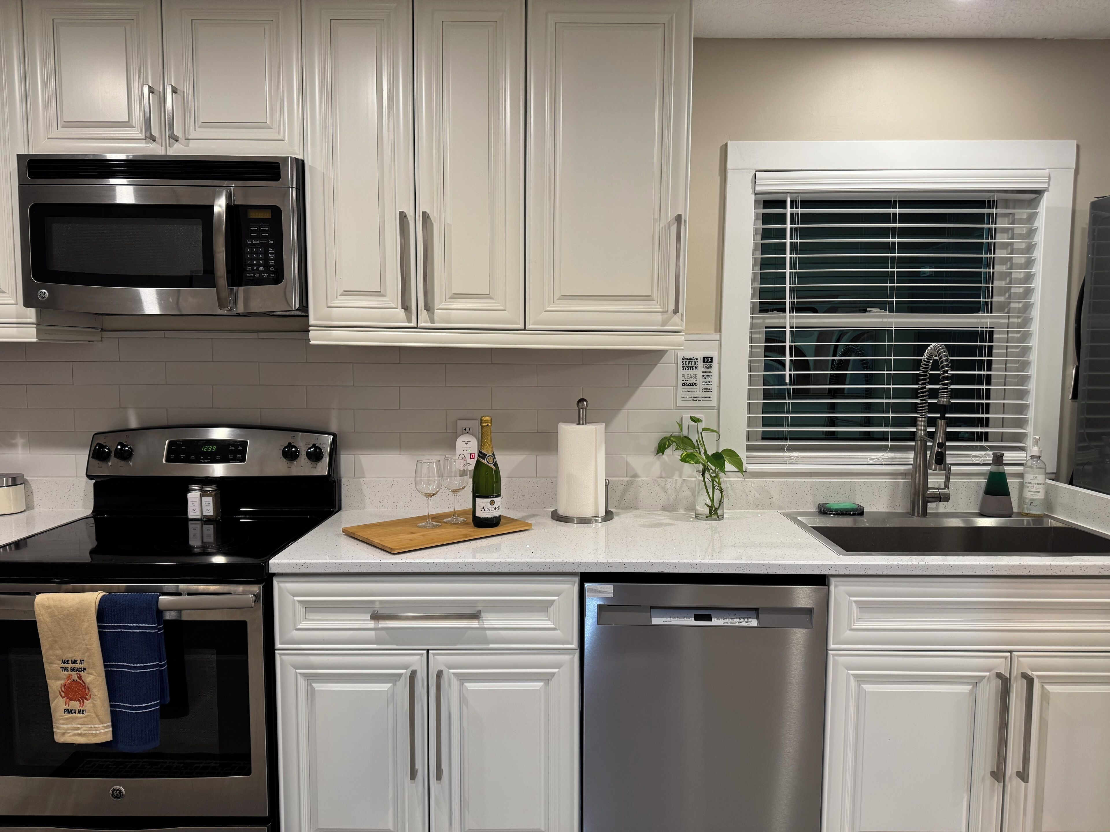 Microwave, oven, stovetop, dishwasher