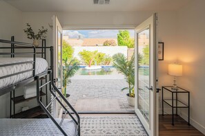 4 habitaciones, wifi, ropa de cama y acceso para silla de ruedas 