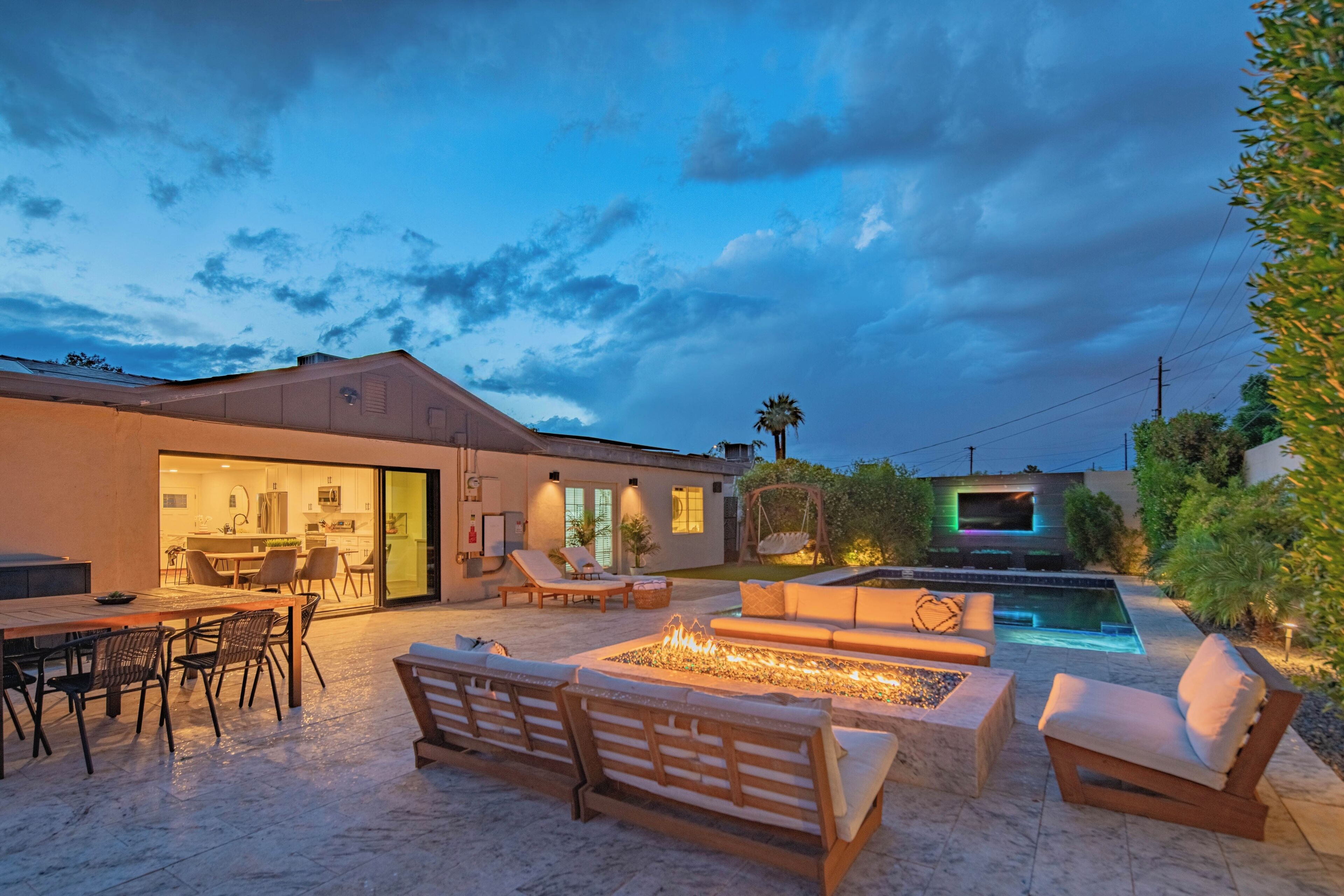 تناول الطعام بالخارج