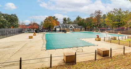 Near Trails, Parks & Orchards: Germantown Retreat