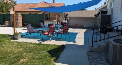 4-bdrm house in charming area close to H. School, Convention Ctr, Rup Activities