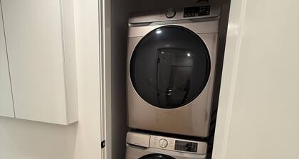 The Soft Fern Retreat | Cozy 2BR suite in Rosewood