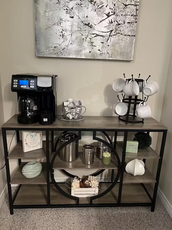 Interior - Cozy Retro Basement suite your Home away from Home (Lethbridge)