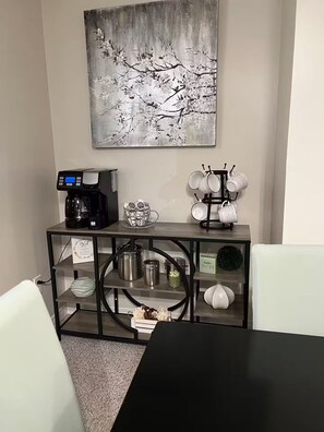 Interior - Cozy Retro Basement suite your Home away from Home (Lethbridge)