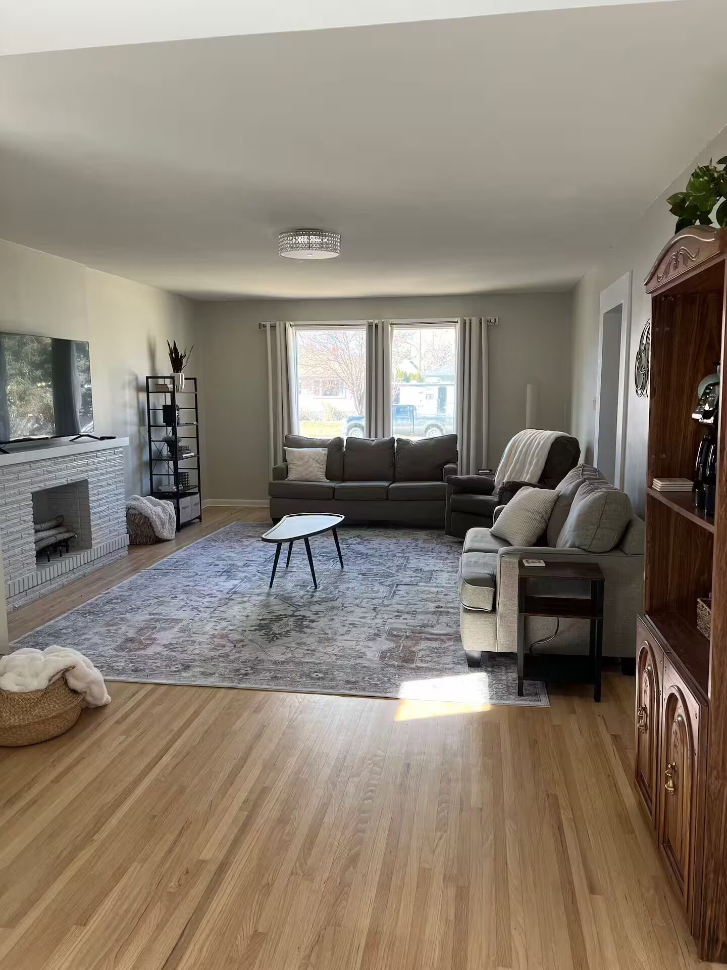 智能電視、壁爐