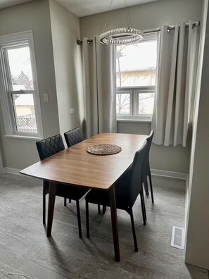 تناول الطعام