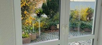 Cozy vacation apartment on the Aartalsee with terrace and lake view