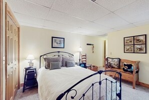 3 bedrooms, Internet, bed sheets