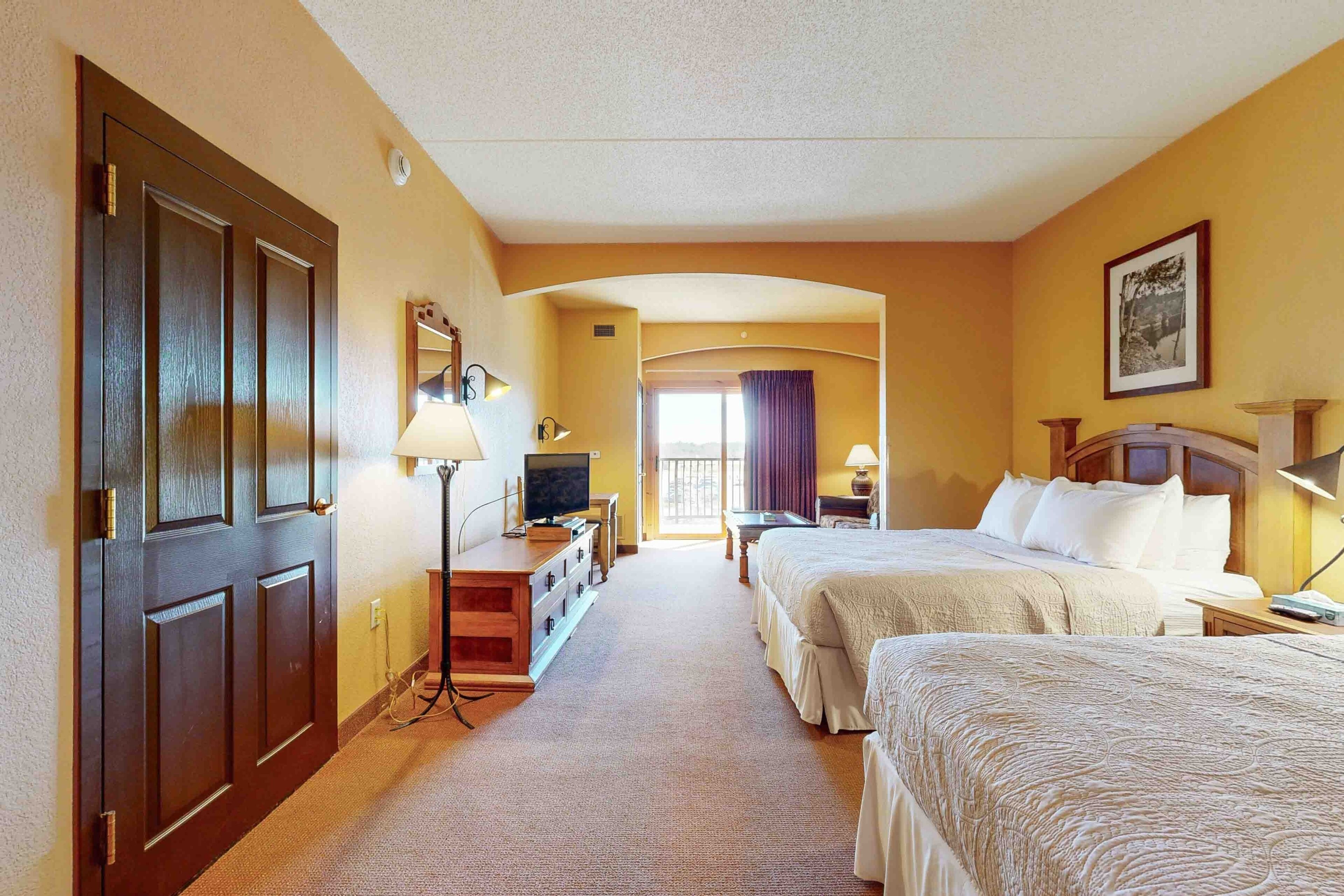 Fer et planche à repasser, accès Internet, draps fournis