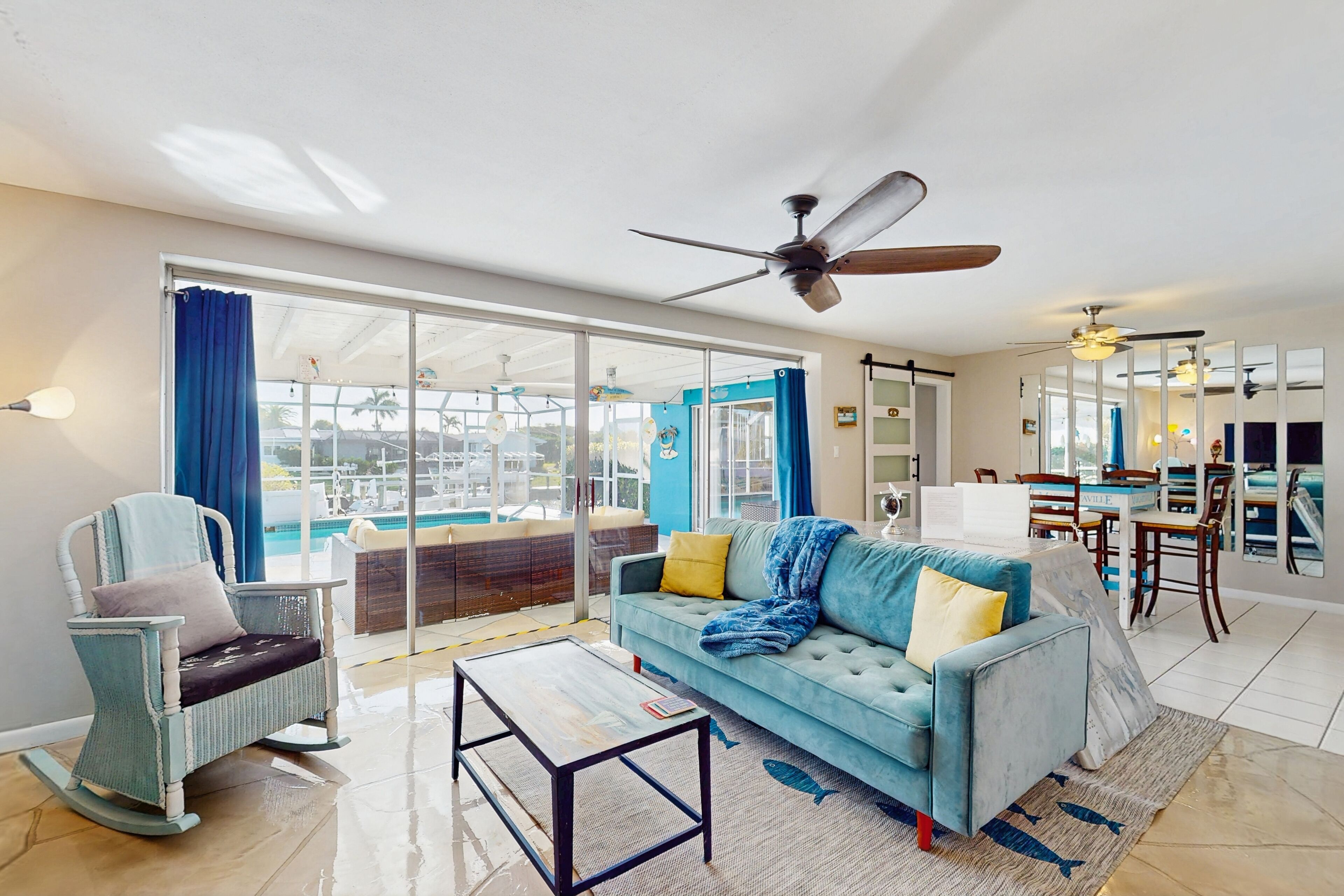 电视、电子游戏、DVD 播放器