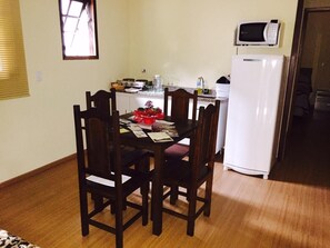 經典木屋, 花園景觀 | 起居區