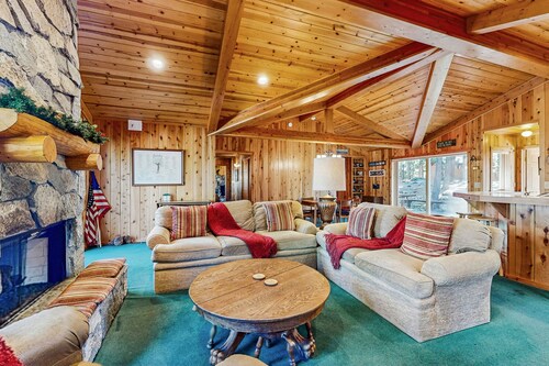 Family-Friendly Mountain Home with Decks, Views, Fireplaces, Walk to Beach