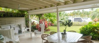 Exclusive Marina 4-bedroom house with AC in Casa de Campo with picuzzi 8 people.
