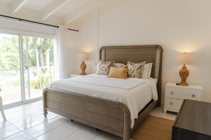 4 Schlafzimmer, Bügeleisen/Bügelbrett, WLAN, Bettwäsche
