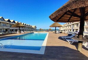 Pool - Houses in a Beachfront Condominium With a Swimming Pool in Itajuba - Mcss (Barra Velha)