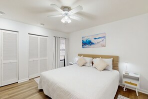 1 habitación, tabla de planchar con plancha, internet y ropa de cama 