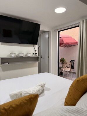 Basic Studio | Blackout drapes, iron/ironing board, free WiFi - Garden Estudio Cabo Branco 50 m do mar (João Pessoa)