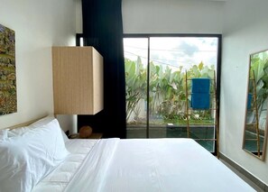 Iron/ironing board, WiFi, bed sheets - Boutique Bohemian Villa in Canggu's Heart. (Kancil)