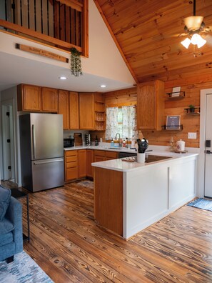 Private kitchen - Lake Gaston Cabin w/ Boat Slip & Game Room (Littleton)