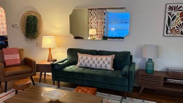 Smart TV, fireplace, books