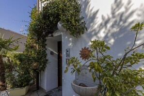 Exterior detail - Alba House Malpensa (Gallarate)